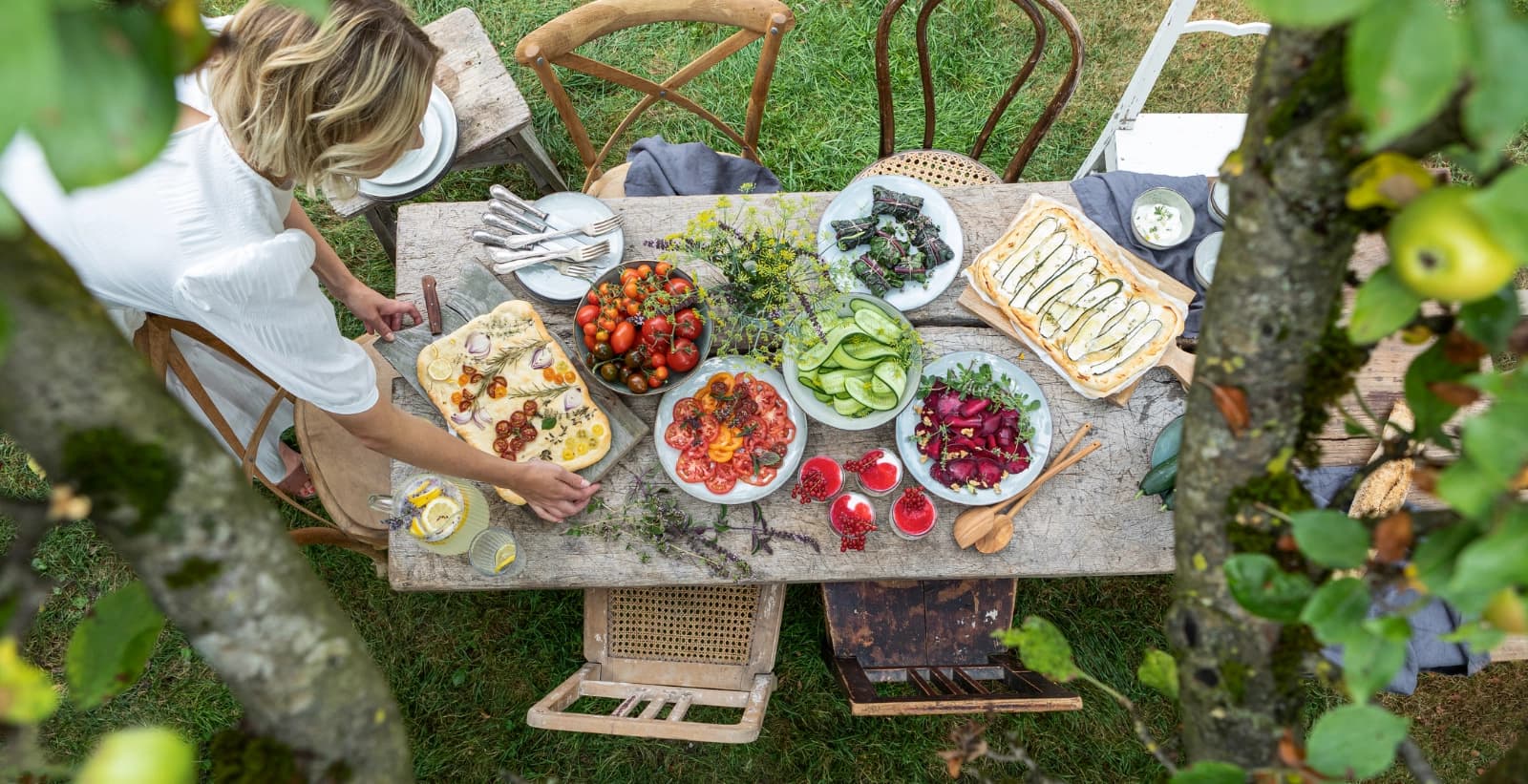 Rezepte, die mit essbaren Blüten gepimpt werden können